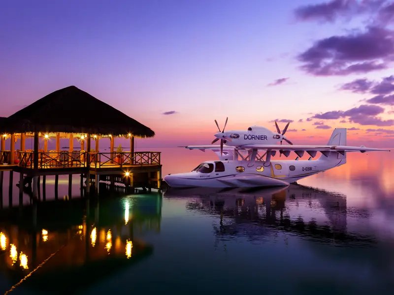 Seasatar_maledives_night